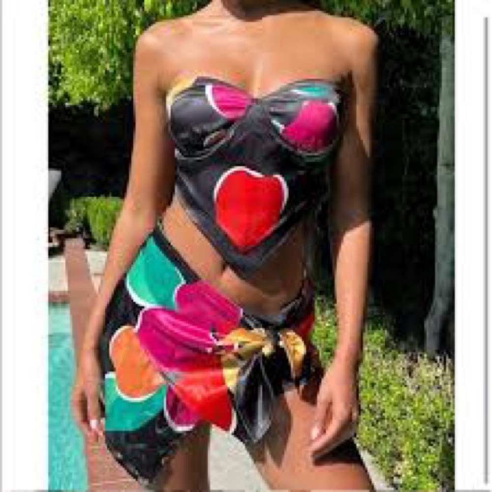 Tiger Mist Black Floral Satin Two-Piece Set with Red Accents - Picture 2 of 5